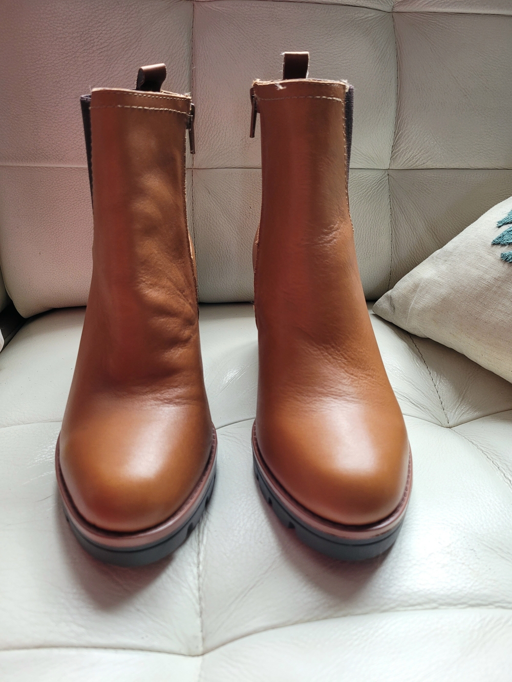 New Women's Naturalizer Tan Leather Chelsea Ankle Boots